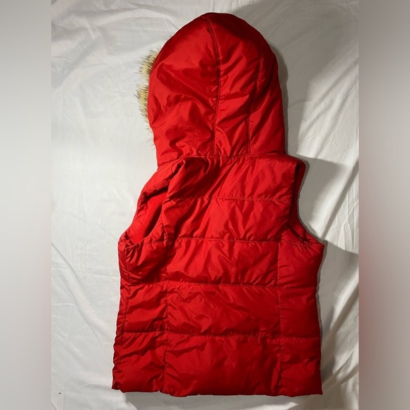 Old Navy Hooded Vest - Picture 4 of 6
